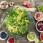 tavola-con-alimenti-sani