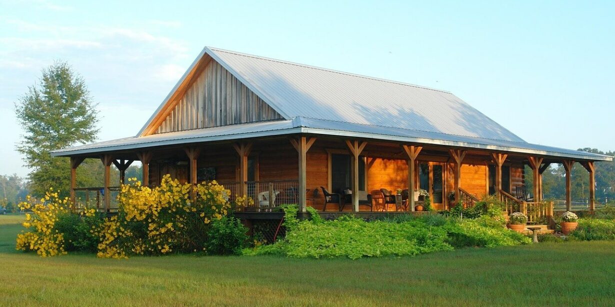casa-in-legno-in-campagna